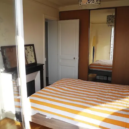 Apartment 2 Pieces Avec Balcon Plein Sud